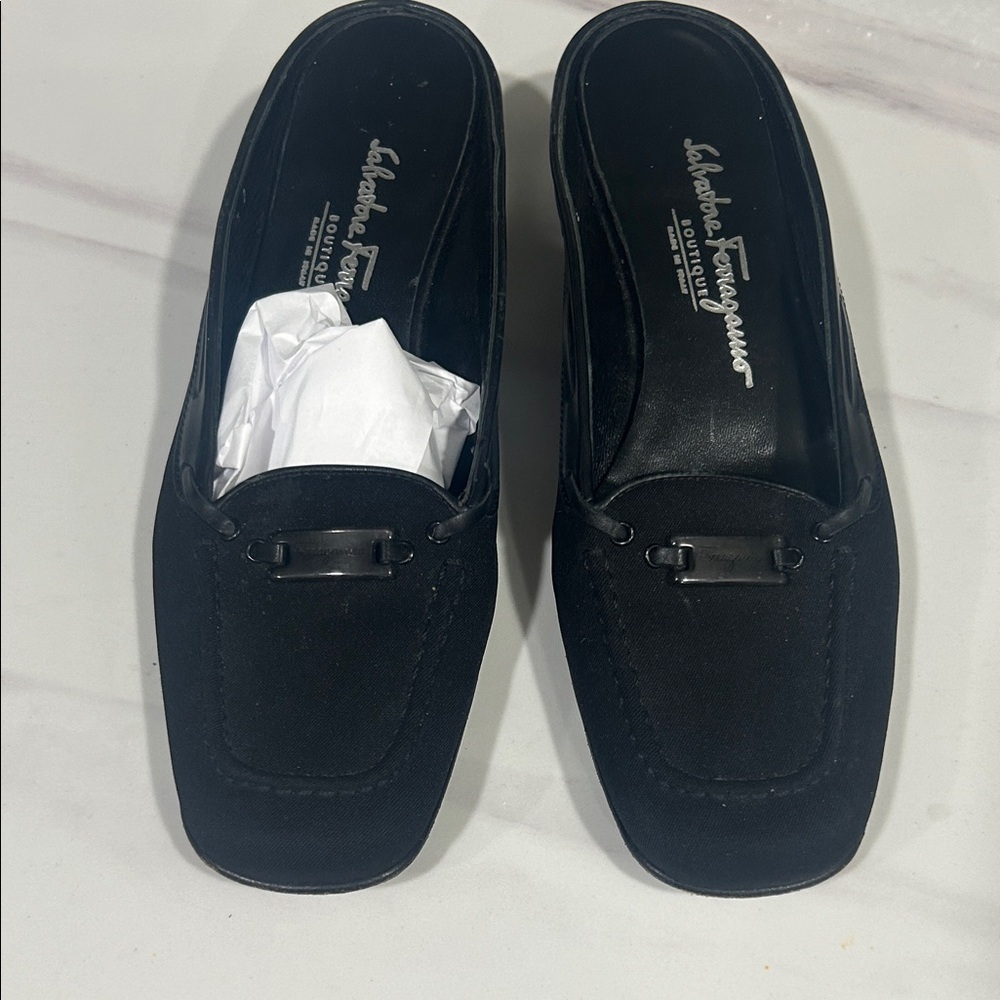 Salvatore Ferragamo women’s Black Slip-On Loafers